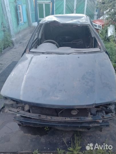 Nissan Sunny 1.5 AT, 2001, битый, 260 000 км