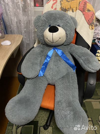 Плюшевый медведь