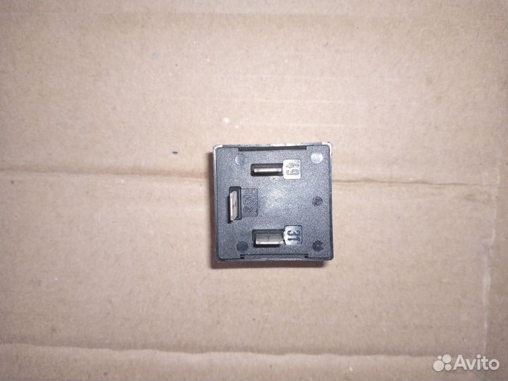 Реле указателя поворотов Ford