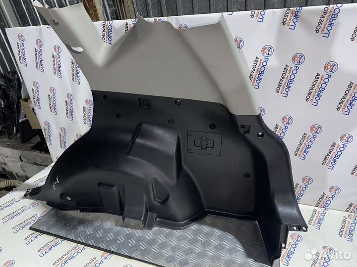 Обшивка багажника Geely Emgrand X7