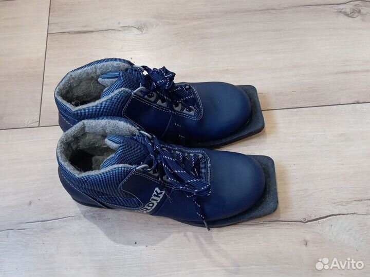 Лыжные ботинки Nordik 34, 37 размеры