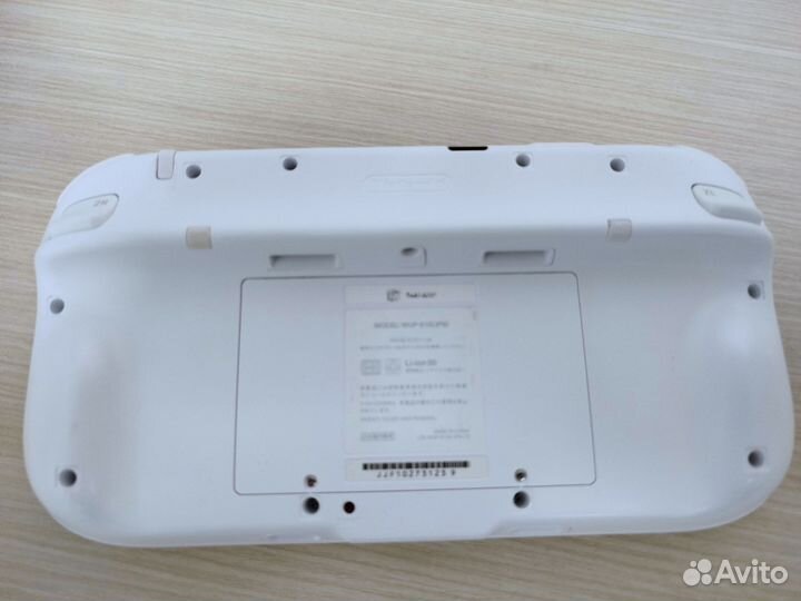 Nintendo WiiU 32Gb белая