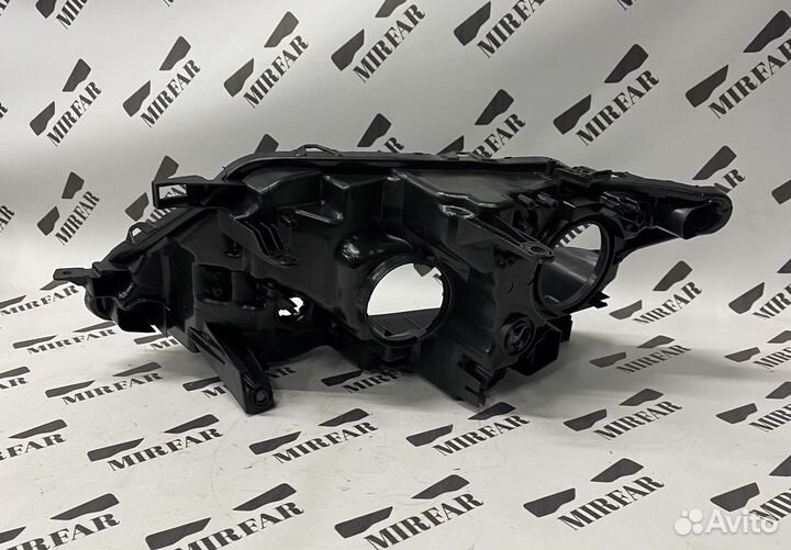 Правый корпус фары Nissan X-Trail III T32 13-19