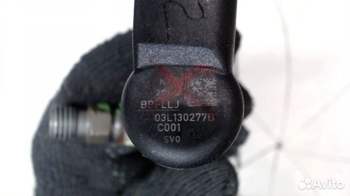 Форсунка топливная Volkswagen Touran, 2014