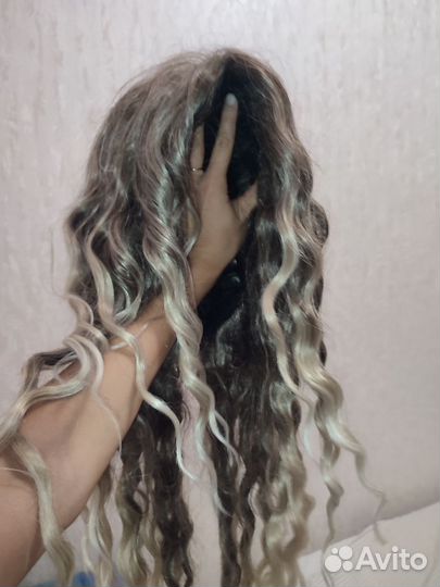 Парик женский объемный