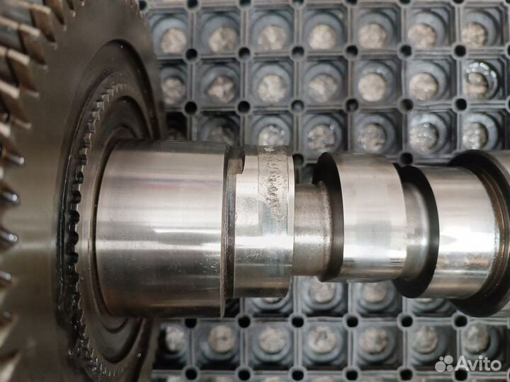 20100346000 Распредвал