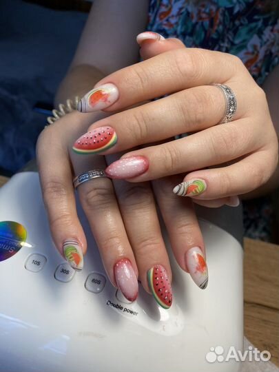 Мастер по маникюру, педикюру, бровей