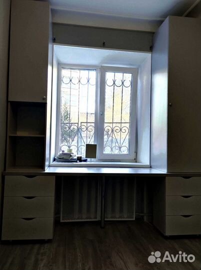 Рабочая зона у окна