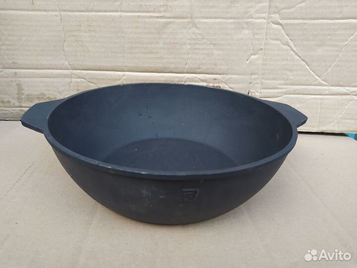 Чугунная сковорода 260/80