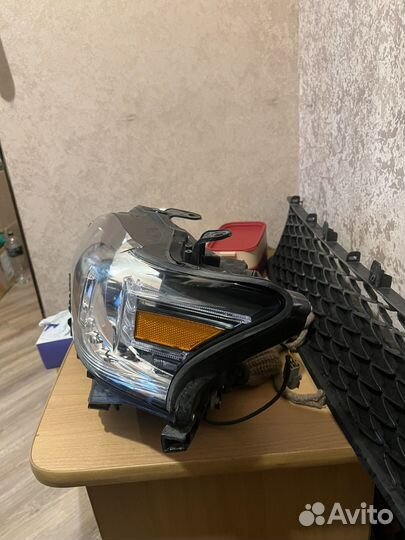 Фары на Lexus rx 350 2008-2013