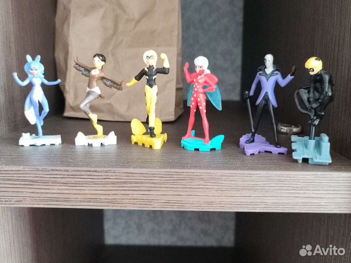 Леди баг и супер кот фигурки киндер-сюрприз