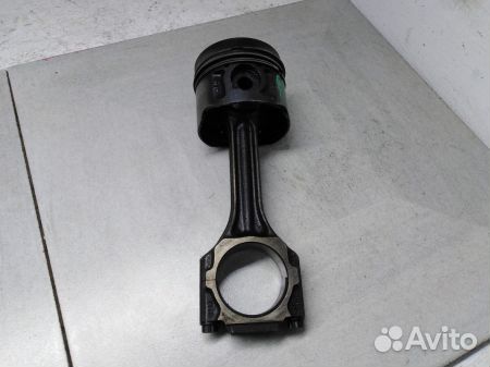 Поршень с шатуном