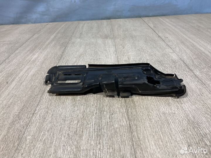 Дефлектор радиатора Volvo S60 2 2010-2013