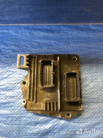 Б/У Б/У Блок управления двигателем Opel Zafira