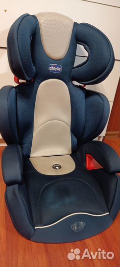 Автокресло chicco 15-36кг