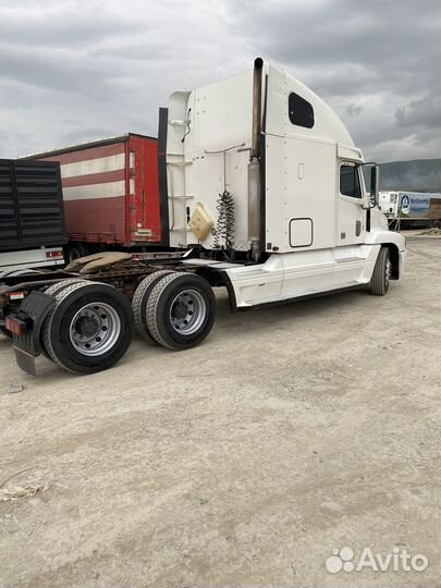 Freightliner Century, 2004