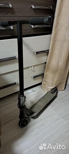 Трюковой самокат