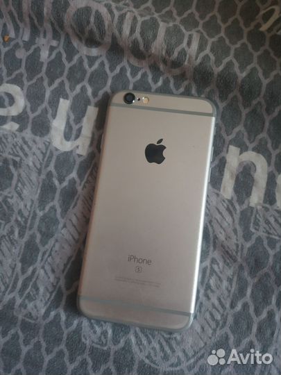 iPhone 6S, 64 ГБ