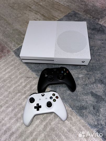 Xbox One s