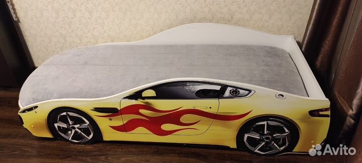 Детская кровать Машина бу с матрасом