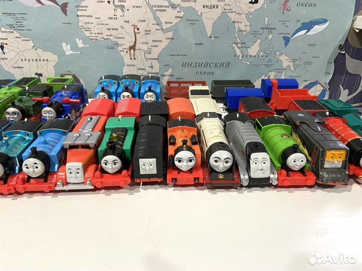 Паровозы Thomas&friends с мотором в ассортименте