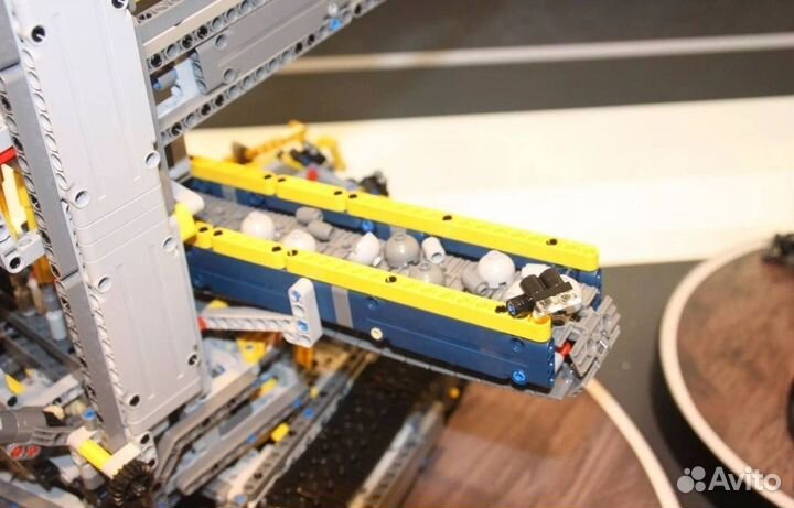 Lego Technic роторный экскаватор