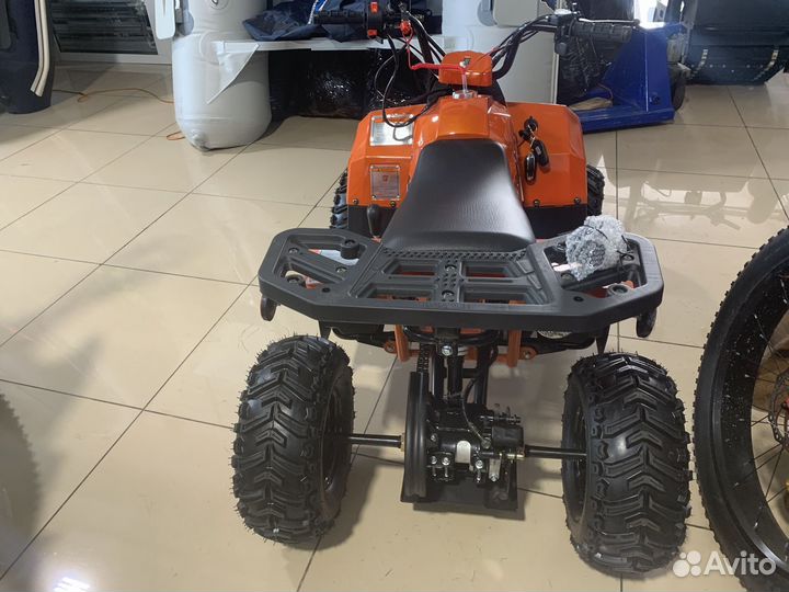 Квадроцикл Sharmax 150 cross витрина