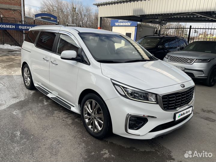 Kia Carnival 2.2 AT, 2018, 121 623 км