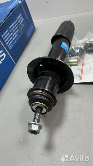 Амортизатор задний Mercedes ML163