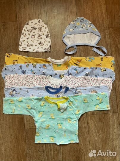 Распашонки и чепчики