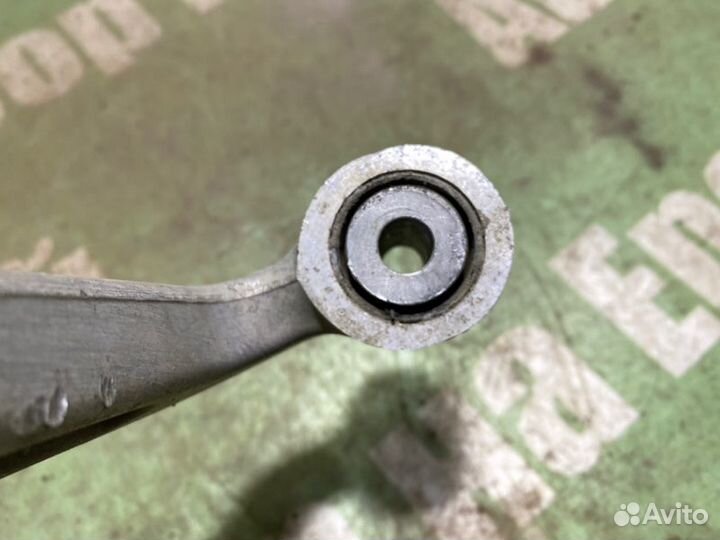 Рычаг подвески задний правый Infiniti G35 V35