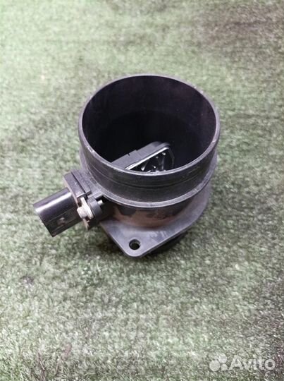 Расходомер воздуха (массметр) VW Tiguan 2007-2011