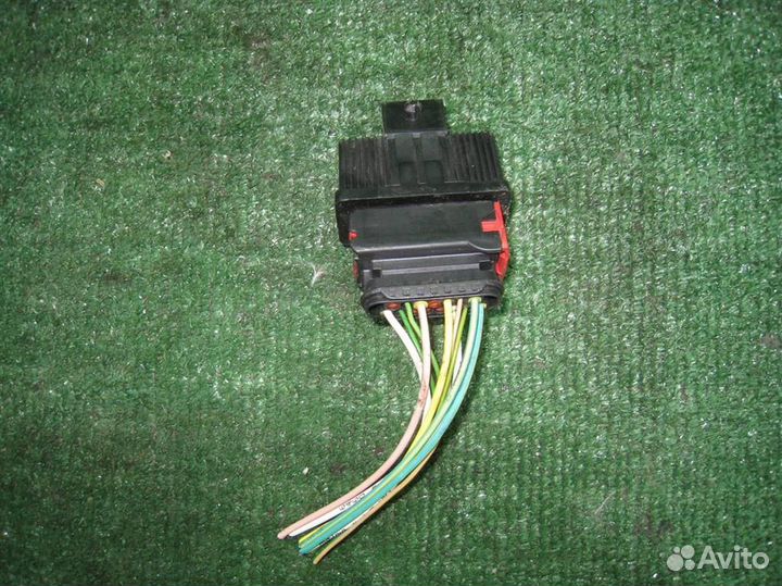 Реле насоса топливного Citroen Berlingo B9 2011