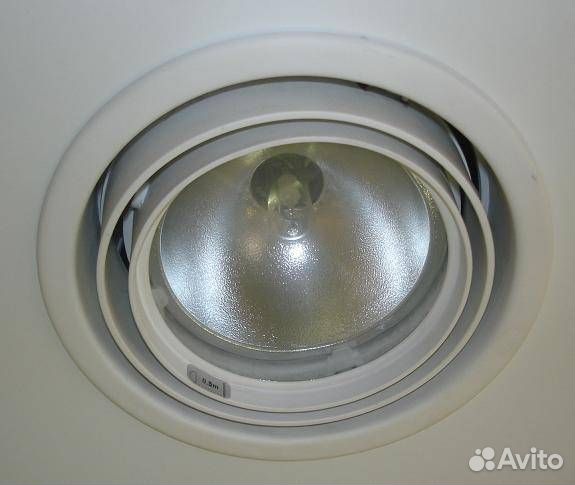 Поворотный встраиваемый светильник