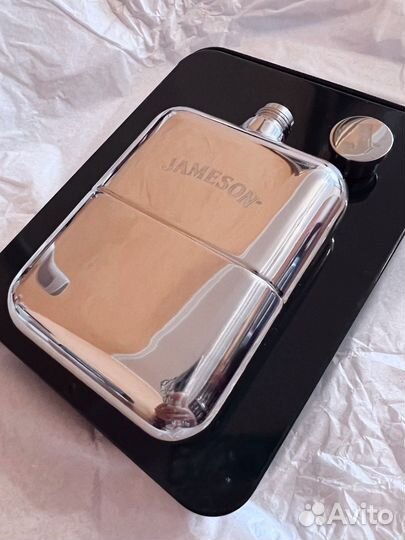 Фляжка для алкоголя Jameson с стаканом