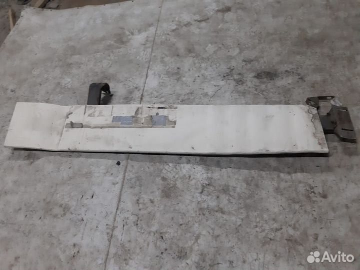 Спойлер кабины боковой левый MAN TGA TGX