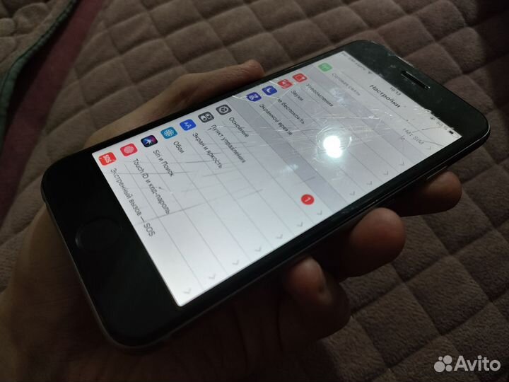 iPhone 6S, 16 ГБ