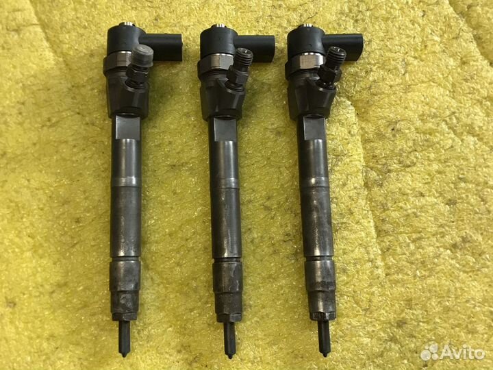 Мерселес форсунка А6460700787