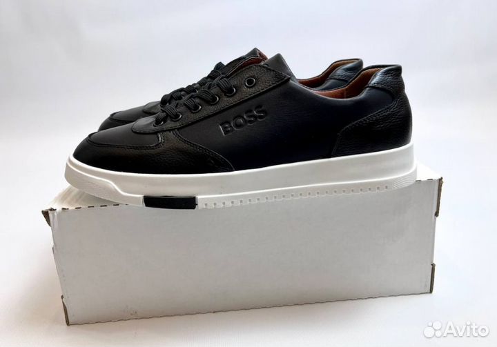 Кроссовки Boss легкие