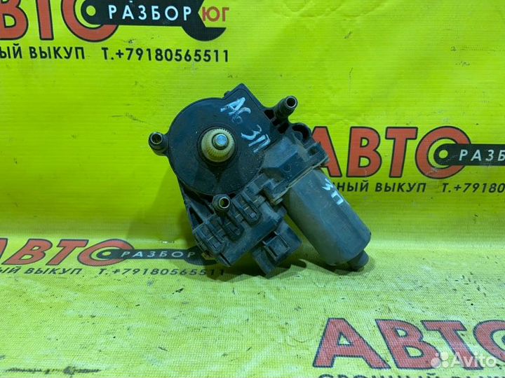 Мотор стеклоподъемника задний правый Audi A6 C5