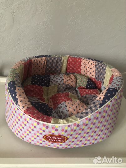 Лежанка для кошек новая