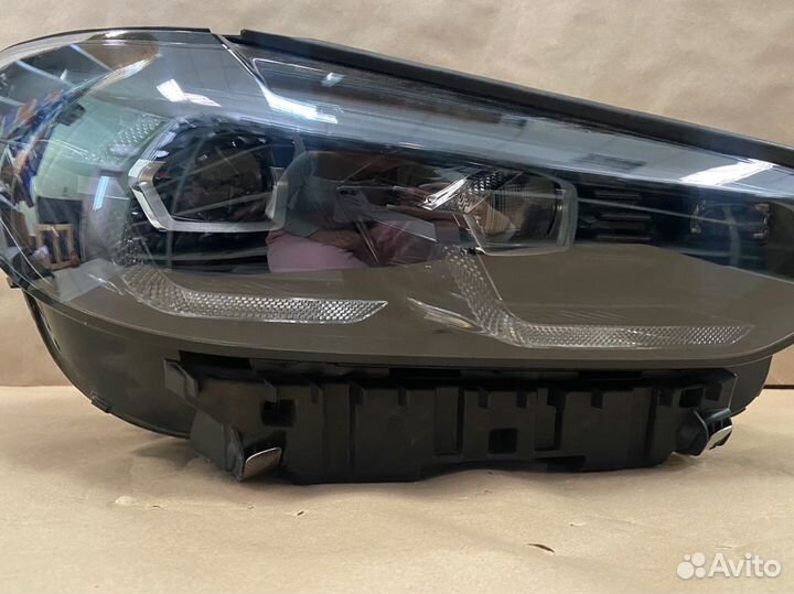 Фара на BMW X3 G01 LED black рест правая