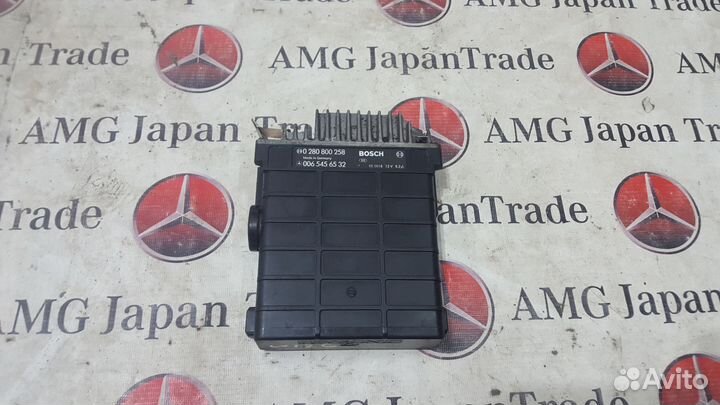 Блок управления двигателя Mercedes-Benz W126 5,6