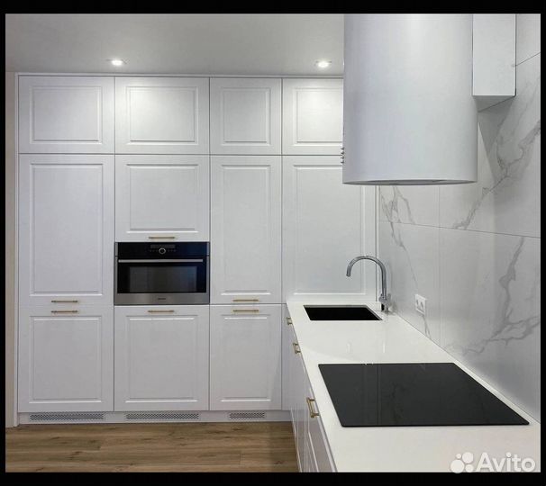 Угловой кухонный гарнитур