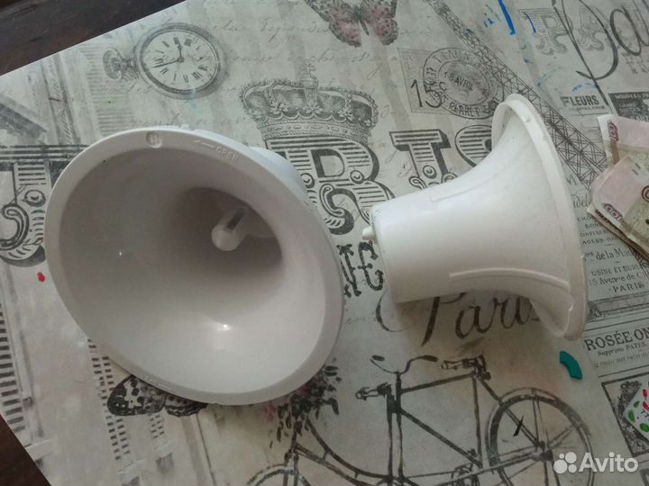 Гнездо водоприемного бака для кулера