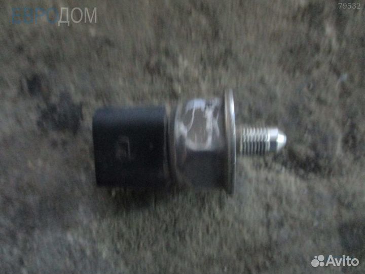 Датчик в топливной рампе BMW F01 n63