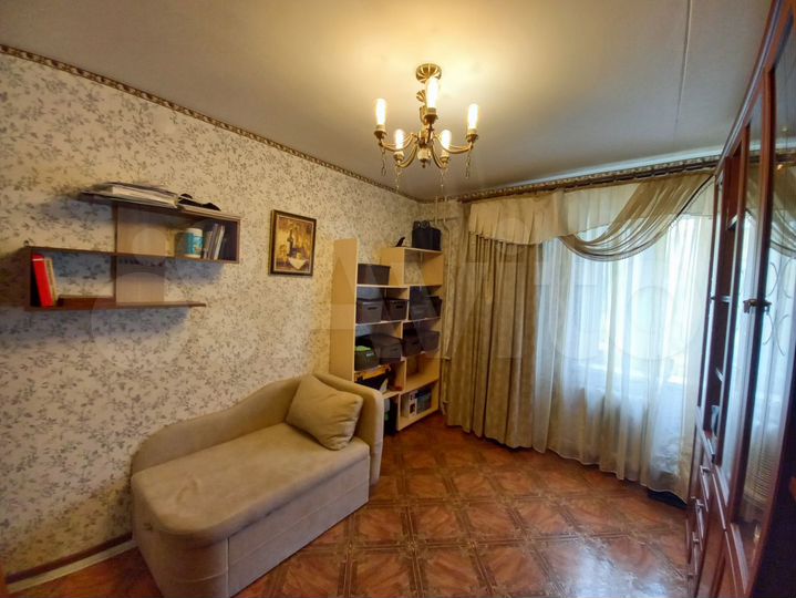 3-к. квартира, 66 м², 1/3 эт.