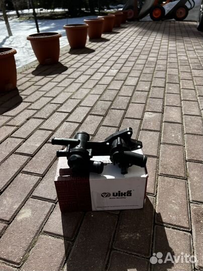 Корпус термостата vw skoda