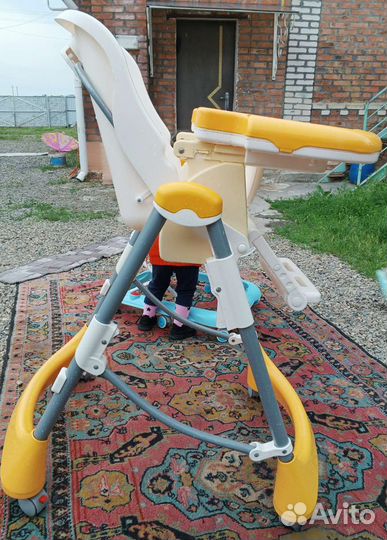 Стульчик для кормления