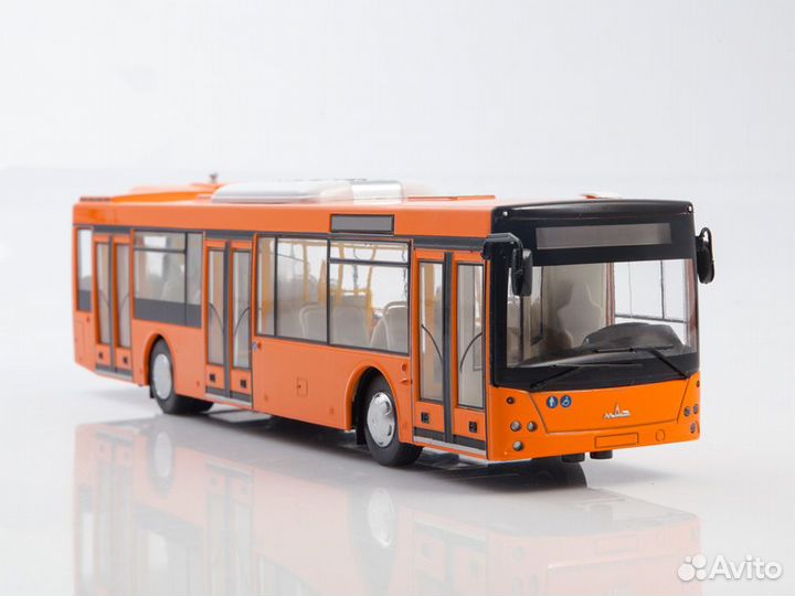 1:43 Масштабная модель Городской автобус маз-203